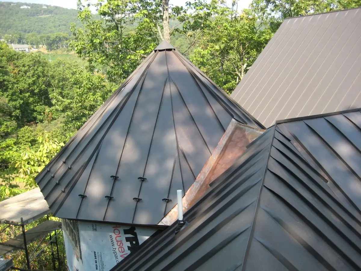 Professional Roof Tarp Installation by Craftsman Roofing in Hickory Hills